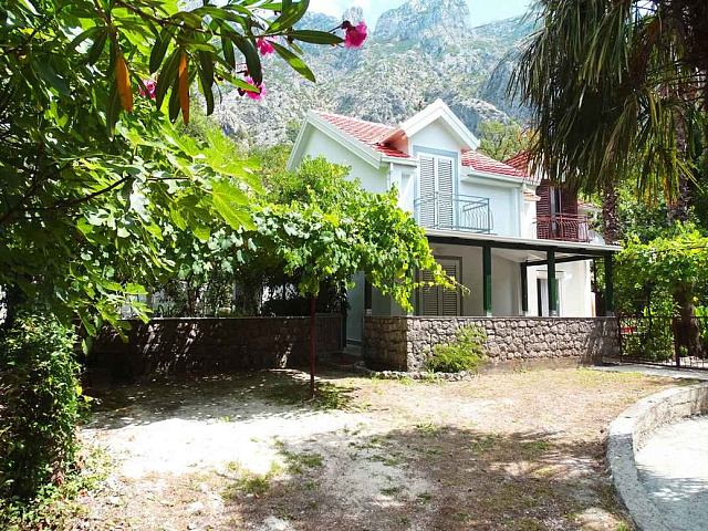 715 Kotor Orakhovats Townhouse 2r 72m2 — photo 1