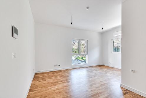 Studio im neuen Gebäude Torre a Cona in Sutomore