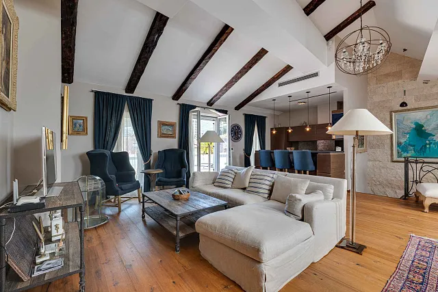 Charmante Maisonette-Wohnung im Herzen der Altstadt von Budva — photo 4