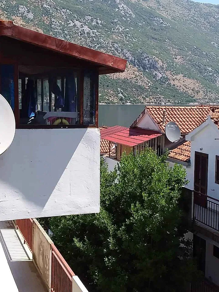 Apartment mit Meerblick in Donji Stoliv