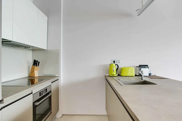 Luxuriöse Wohnung mit zwei Schlafzimmern in Zavala — photo 4