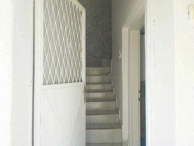 Haus mit zwei Wohnungen in Becici — photo 12