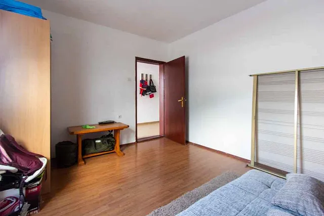 Dreistöckiges möbliertes Haus in Sutomore — photo 14