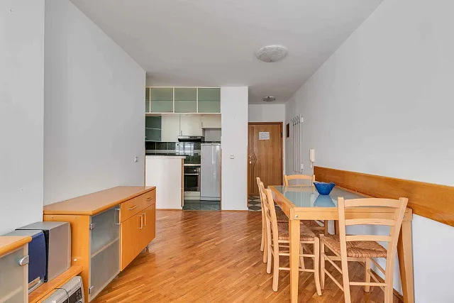 Apartment mit einem Schlafzimmer in Rafailovici in der Nähe des Meeres — photo 5