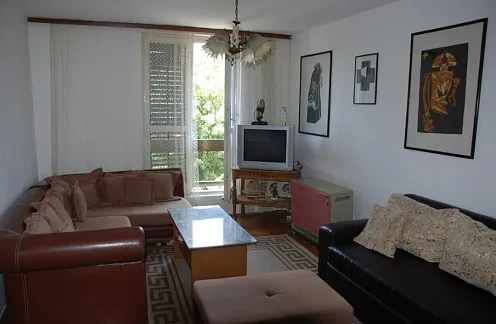Apartment in old capital town Cetinje 