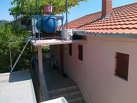 Dreistöckiges Haus zum Kauf in Herceg Novi