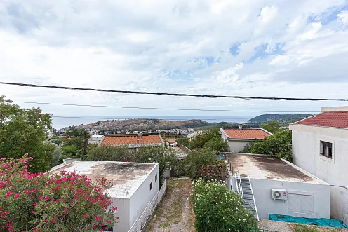 Ein Haus in Sutomore mit Panoramablick auf das Meer 142 m2