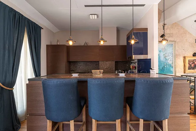 Charmante Maisonette-Wohnung im Herzen der Altstadt von Budva — photo 17