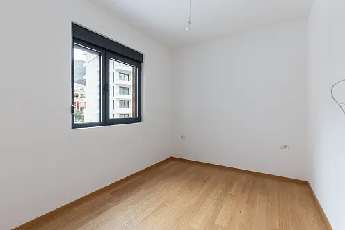 Einzimmerwohnung in Becici mit Meerblick