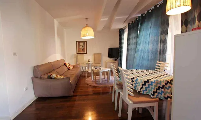 Apartment mit einem Schlafzimmer und Meerblick in der Nähe von St. Stefan — photo 4