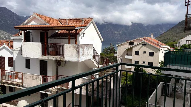 Apartment mit Meerblick in Donji Stoliv — photo 18