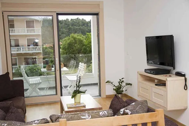 Minihotel in Sutomore — photo 6