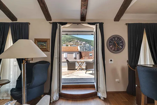 Charmante Maisonette-Wohnung im Herzen der Altstadt von Budva
