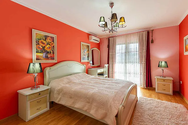 Dreistöckiges Haus mit drei Schlafzimmern, 176 m², Lastva — photo 7