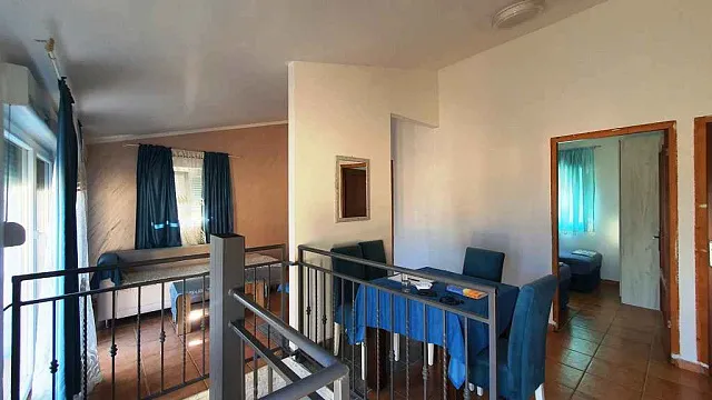 Maisonette-Wohnung mit Panoramablick auf Budva und das Meer — photo 10