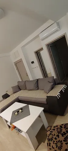 Wohnung zum Verkauf in Tivat in der Nähe des Meeres