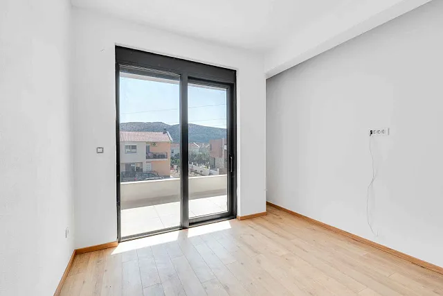 LUXURIÖSES HAUS IN BAR – 225 M² WOHNFLÄCHE — photo 16