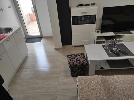 Wohnung zum Verkauf in Tivat in der Nähe des Meeres