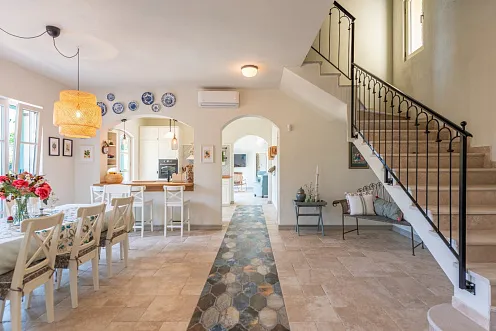 Luxuriöse Villa mit Meerblick in Baosici, Herceg Novi