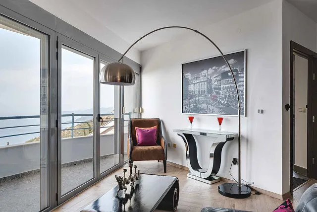 Luxuriöse Investitionsvilla in Blizikuće – 3 Apartments, Pool & 120 m² Dachterrassen — photo 6