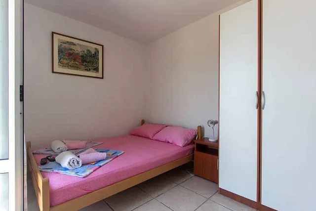 Dreistöckiges Haus mit Meerblick in Kruce — photo 9