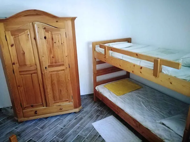 Продается квартира в центре Сутоморе