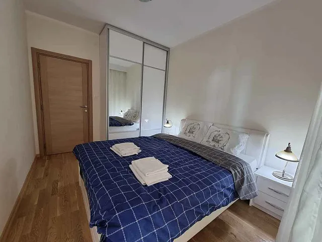 Luxuriöses Apartment mit zwei Schlafzimmern in Bečići — photo 6