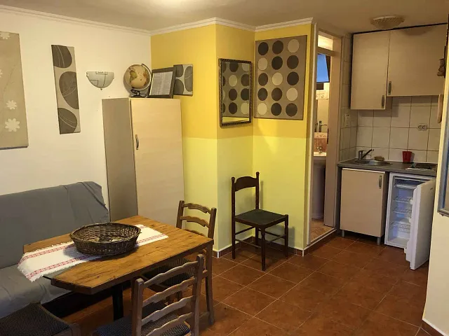 Three-bedroom apartment with three apartments on the side — photo 11