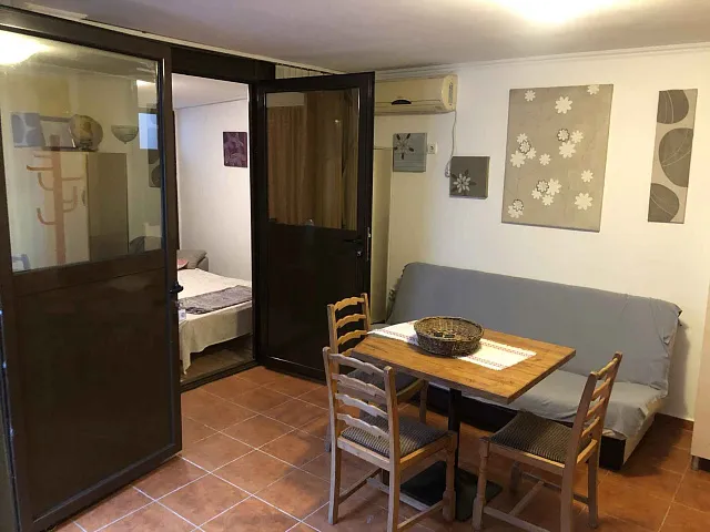 Three-bedroom apartment with three apartments on the side — photo 12
