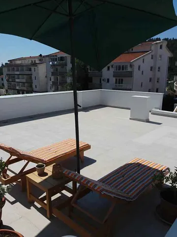 Minihotel in Sutomore — photo 32