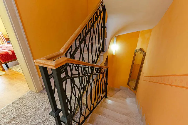 Dreistöckiges Haus mit drei Schlafzimmern, 176 m², Lastva — photo 9