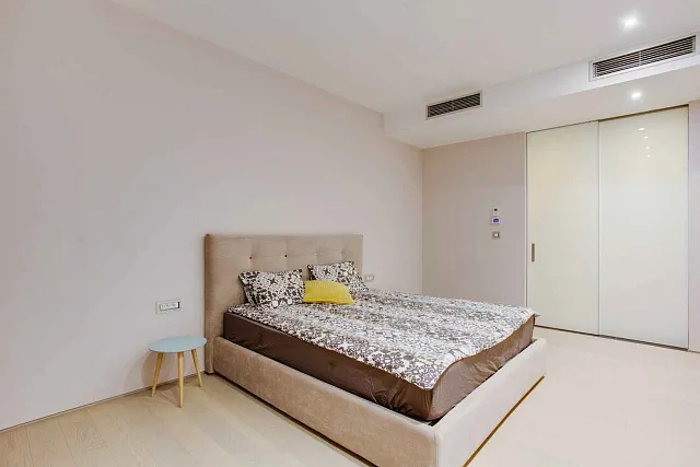 Luxuriöse Wohnung mit zwei Schlafzimmern in Zavala — photo 6