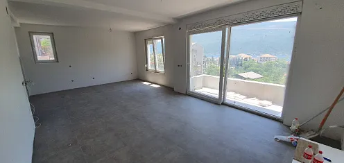 Wohnungen im Neubau in Kumbor