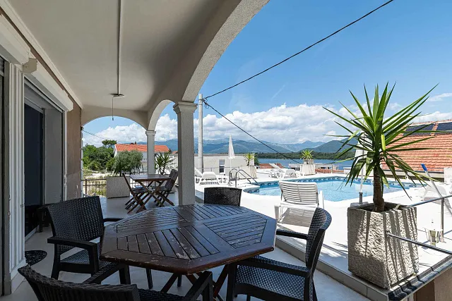 Geräumiges Haus mit Meerblick in der malerischen Gegend von Djurashevichi — photo 8