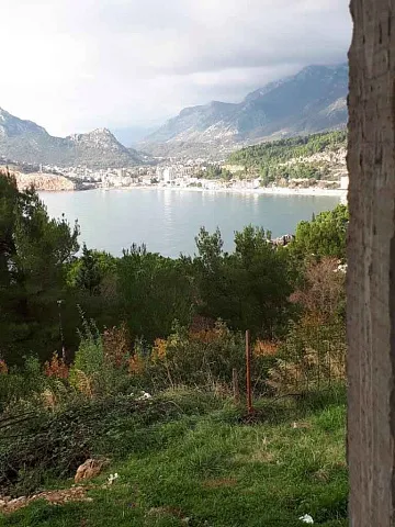 Schönes Haus mit Meerblick in Bar