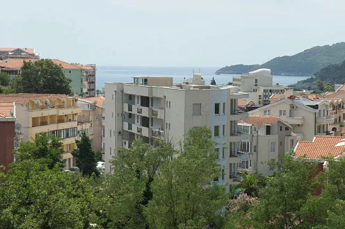 Wohnung in Becici