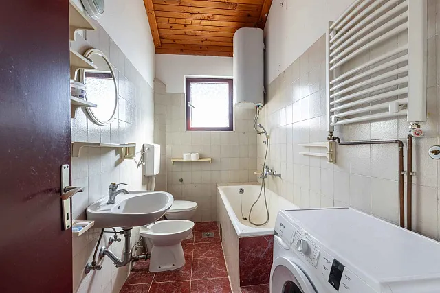 Haus zum Verkauf in einem ruhigen Teil von Bar. — photo 32