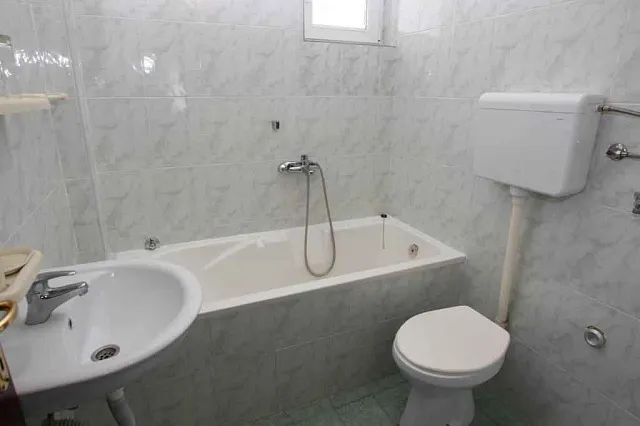 im Budva-Hotel — photo 10