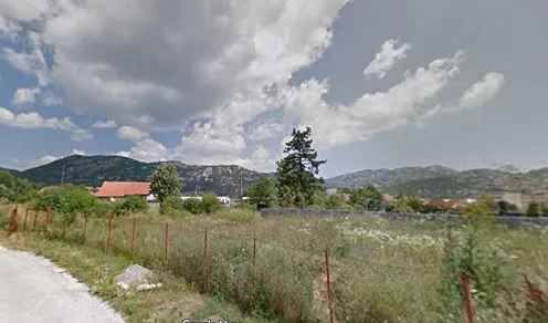 INDUSTRIE- UND GEWERBEKOMPLEX ZU VERKAUFEN – CETINJE, 22.500 m² GRUNDSTÜCK + MEHRERE GEBÄUDE