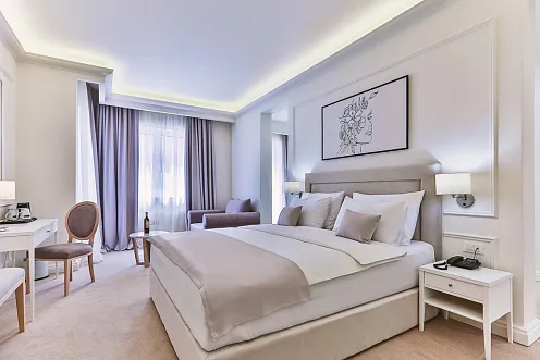 Отель в центре Будвы