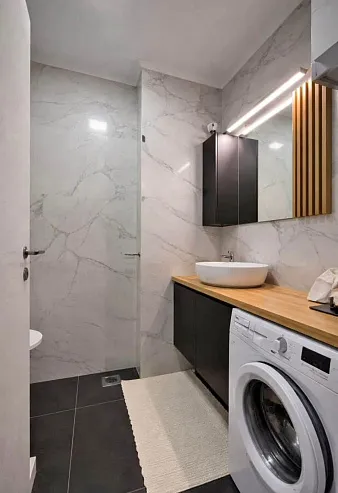 Studio 24m Tivat Majina