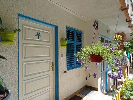 Wohnung mit Grundstück in Herceg Novi