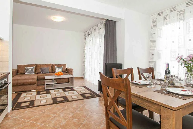 Apartments mit Meerblick in Herceg Novi — photo 11