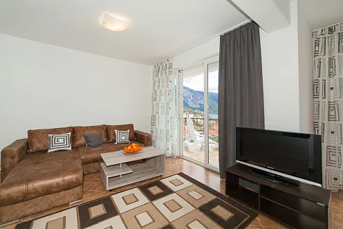 Apartments mit Meerblick in Herceg Novi