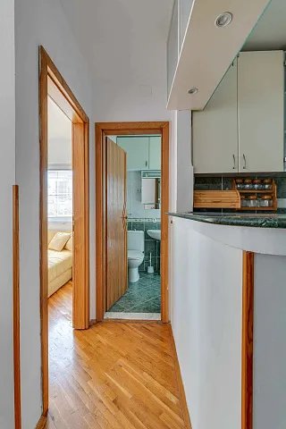 Apartment mit einem Schlafzimmer in Rafailovici in der Nähe des Meeres — photo 14