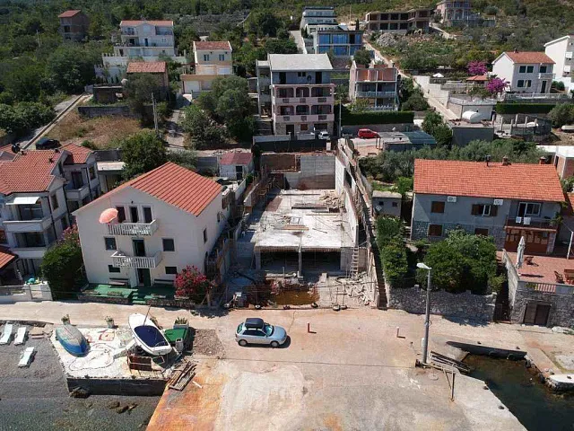 Haus mit einem Projekt in erster Linie mit Zugang zum Meer in Krasici — photo 6