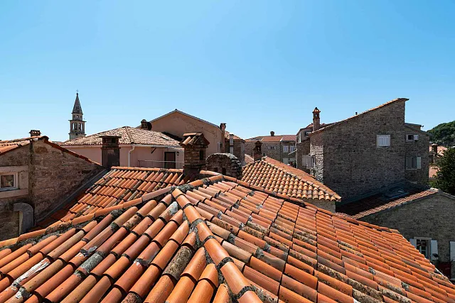 Charmante Maisonette-Wohnung im Herzen der Altstadt von Budva — photo 27