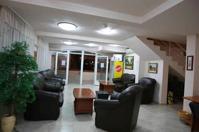 im Budva-Hotel — photo 14