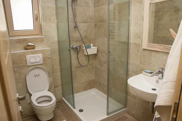 Minihotel in Sutomore — photo 16