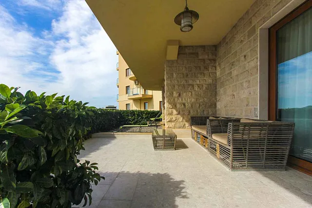 Wohnung zum Verkauf in Bečići in einem Komplex mit Schwimmbad — photo 5